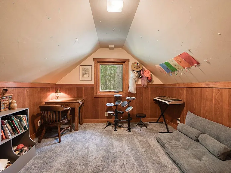13972 Robin Ln — Photo 34