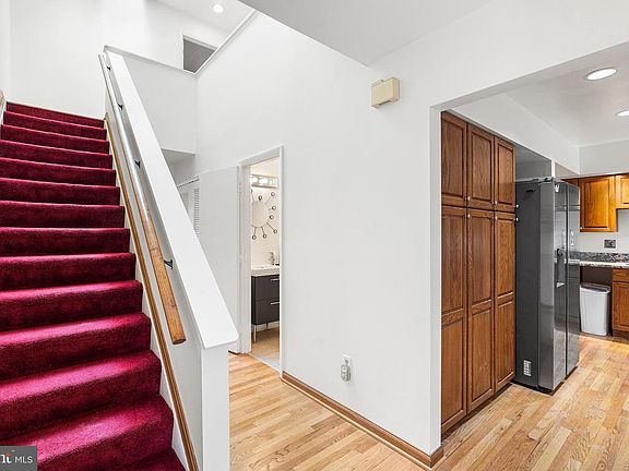3rd image of 2153 Chapel Valley Ln