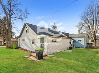 140 Pickford St, Novi, MI 48377