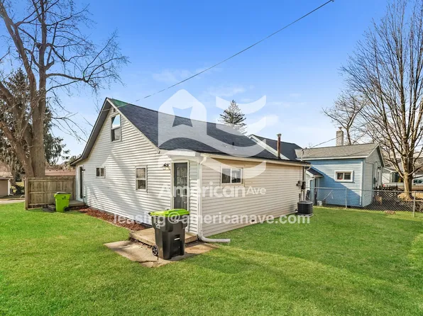 140 Pickford St, Novi, MI 48377