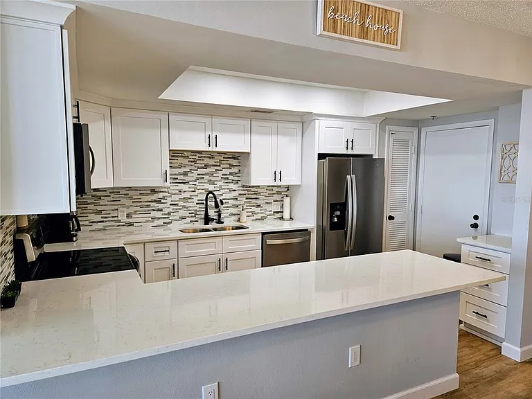 3820 Gulf Blvd #807 — Photo 17