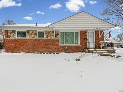 1069 Chippewa St, Mount Clemens, MI, 48043