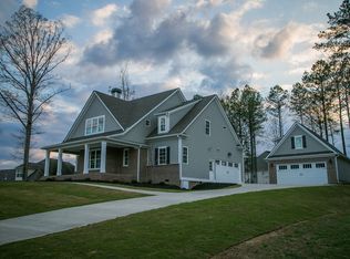 503 Christian Cir, Senoia, GA 30276