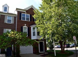8891 Pinion Pl, Lorton, VA 22079