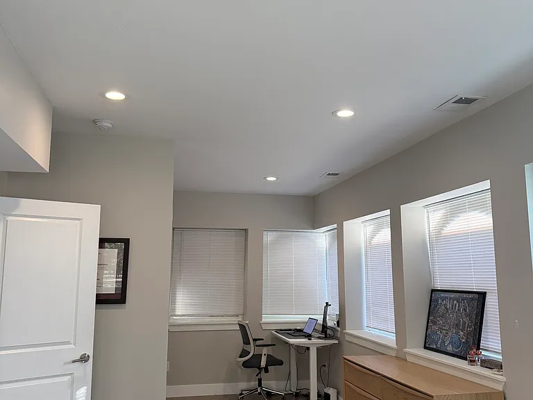 2817 W 33rd Ave — Photo 14