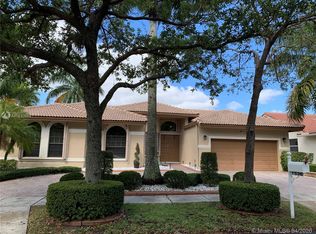 1536 NW 183rd Ter, Pembroke Pines, FL 33029