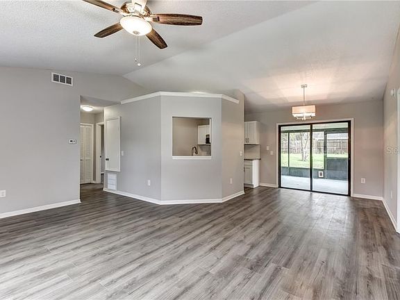 3rd image of 533 Battersea Ave