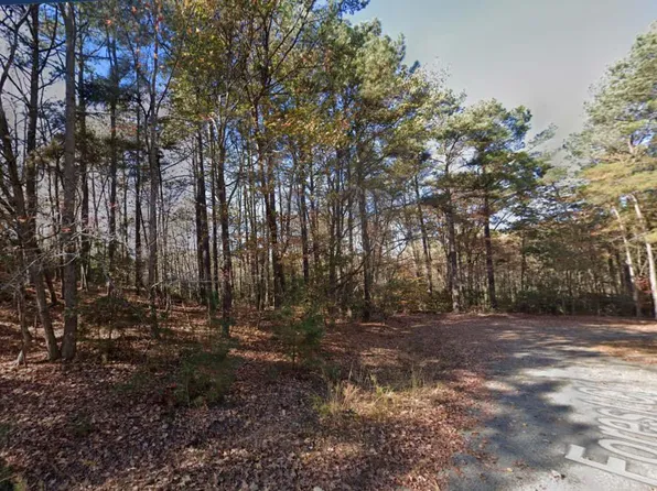 57 Forest Ct, Montross, VA 22520