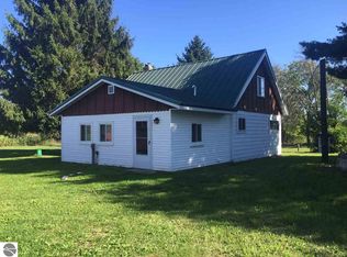 4510 W County Line Rd, Buckley, MI 49620