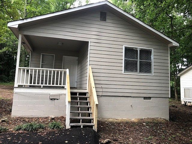 Exterior front_08262022