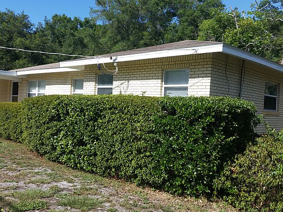 2nd image of 4425 Jammes Rd