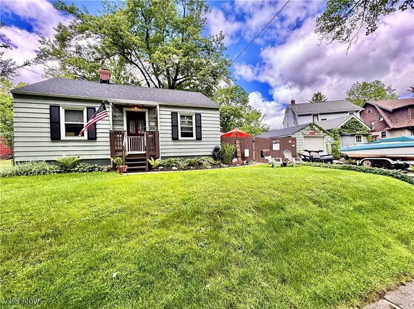 466 The Brooklands Ave, Akron, OH 44305
