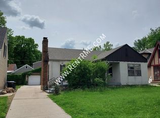2929 SW Huntoon St, Topeka, KS 66604