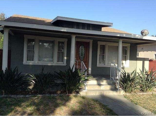 1st image of 864 N Towne Ave