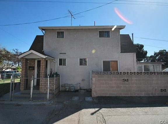 3rd image of 319 N Miramonte Ave