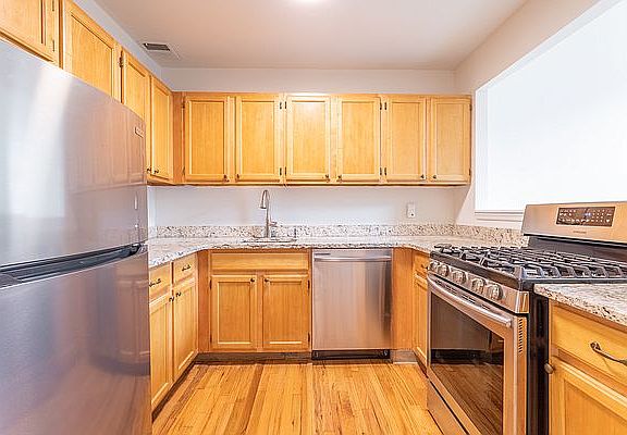 5th image of 140 W 132nd St APT 1