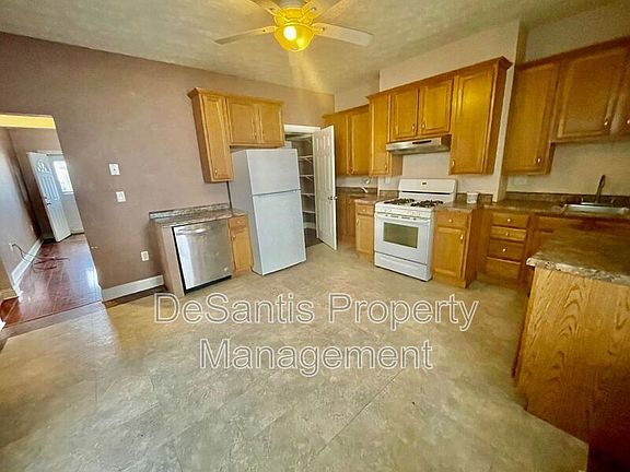 5th image of 2302 Baltic Way
