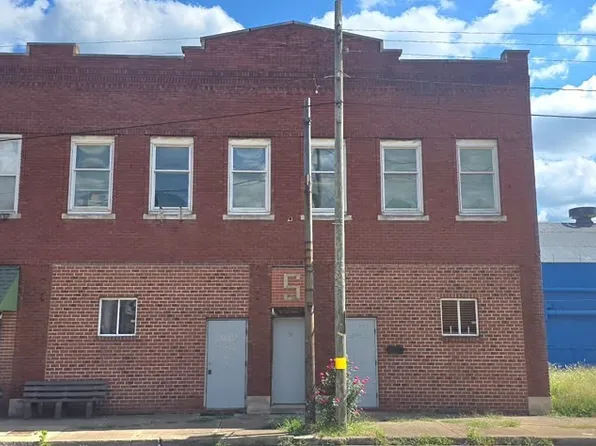 3166-3170 Main St, Weirton, WV 26062