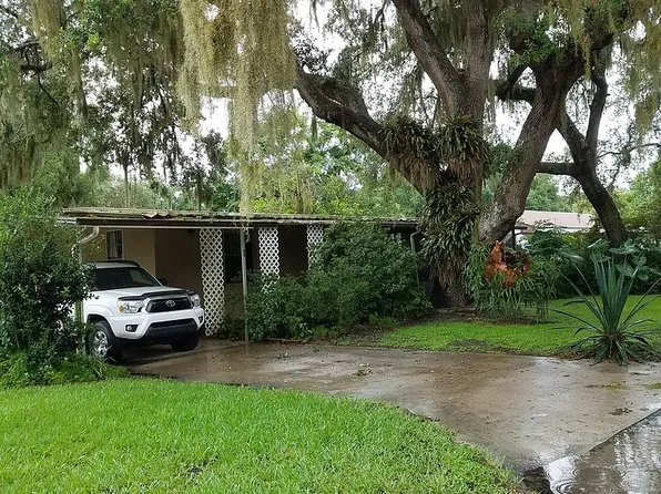 402 Cove Dr, Satsuma, FL 32189