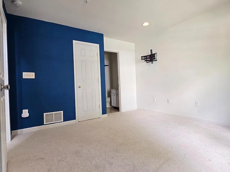 5033 Kemsley Rd — Photo 4