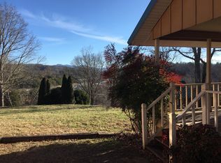 193 Courson View Rd, Franklin, NC 28734