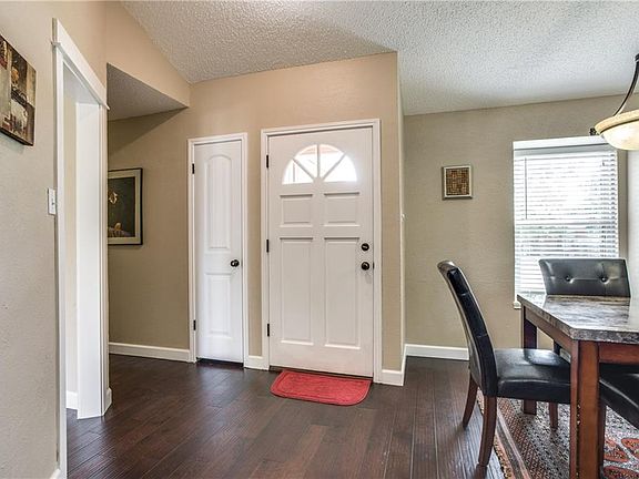 5th image of 1733 Clydesdale Dr