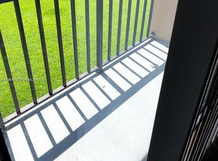 6745 W 26th Dr APT 203-4, Hialeah, FL 33016
