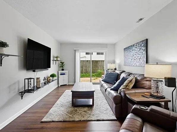 5025 Clairmont Ct, Virginia Beach, VA 23462