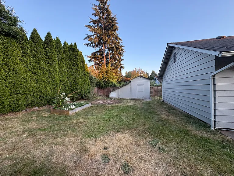 17825 Spruce Way — Photo 4