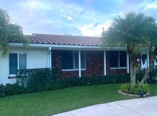 8721 SW 148th St, Palmetto Bay, FL 33176