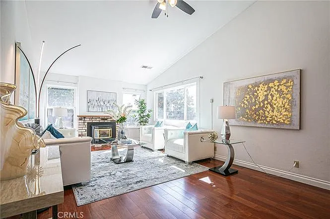 480 Corte Cabas — Photo 3