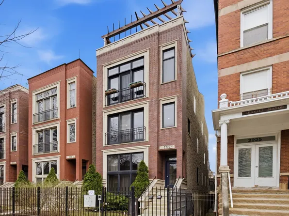 2229 N Leavitt St #2, Chicago, IL 60618