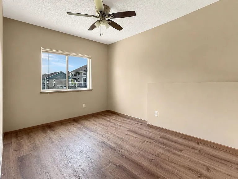 15251 Maryland Ave — Photo 16