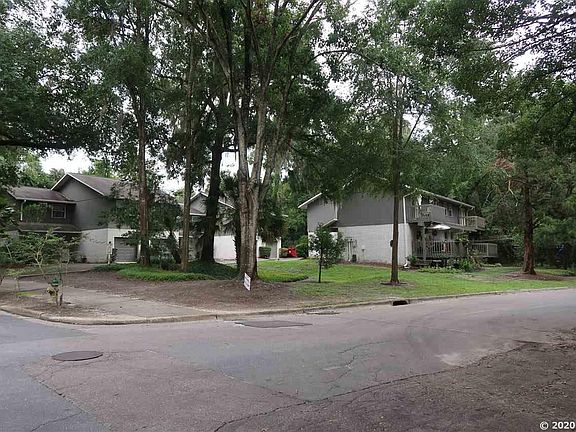 5th image of 361 NE Boulevard