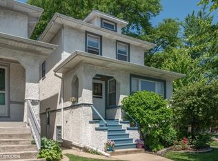 901 Circle Ave, Forest Park, IL 60130