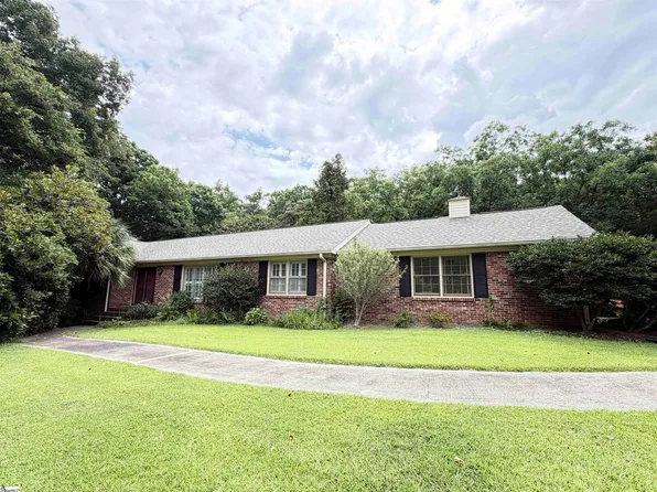 120 Arrowood Ln, Laurens, SC 29360