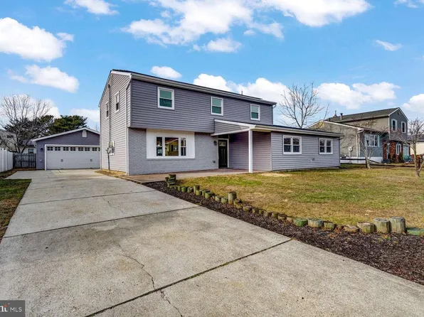 118 Revolutionary Dr, Little Egg Harbor, NJ 08087