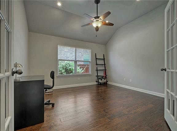 5th image of 6612 Estana Ln