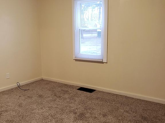 5th image of 1206 S Bedford Ave