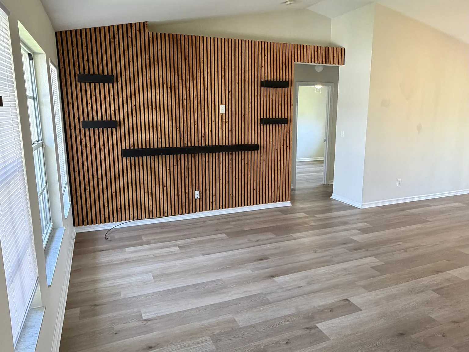414 SE 13th St. - Unit 1 — Photo 2