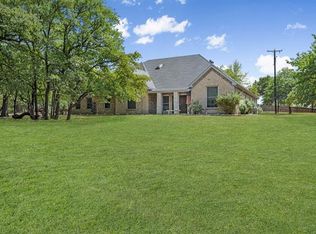 517 Robin Ln, Azle, TX 76020