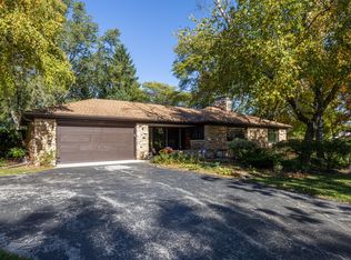 222 E Willow Rd, Fox Pt, WI 53217