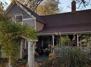 118 Franklin St, Porter, IN 46304