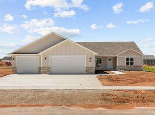 N9255 Laura St, Appleton, WI 54915