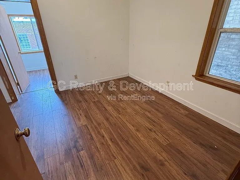 6124 S Whipple St #1 — Photo 7