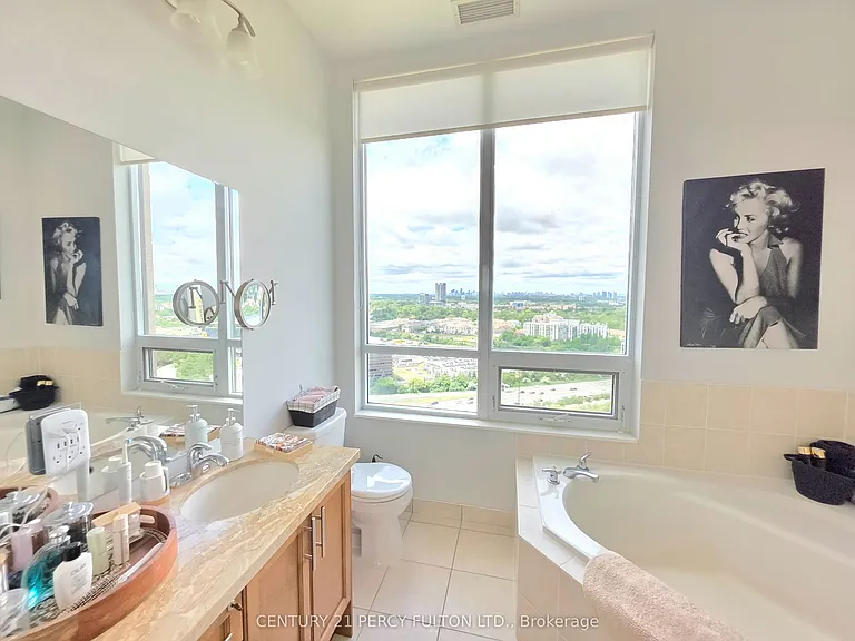 133 Wynford Dr #Penthouse 104 — Photo 22