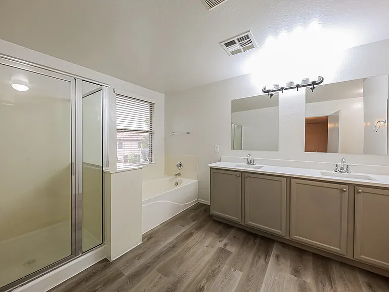 11811 W Foothill Dr — Photo 12