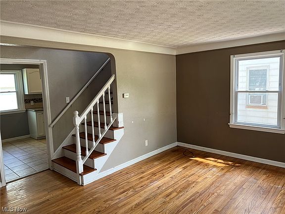 2nd image of 18709 Waterbury Ave