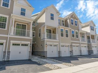 219 Myrtle Rd, Warren, NJ 07059