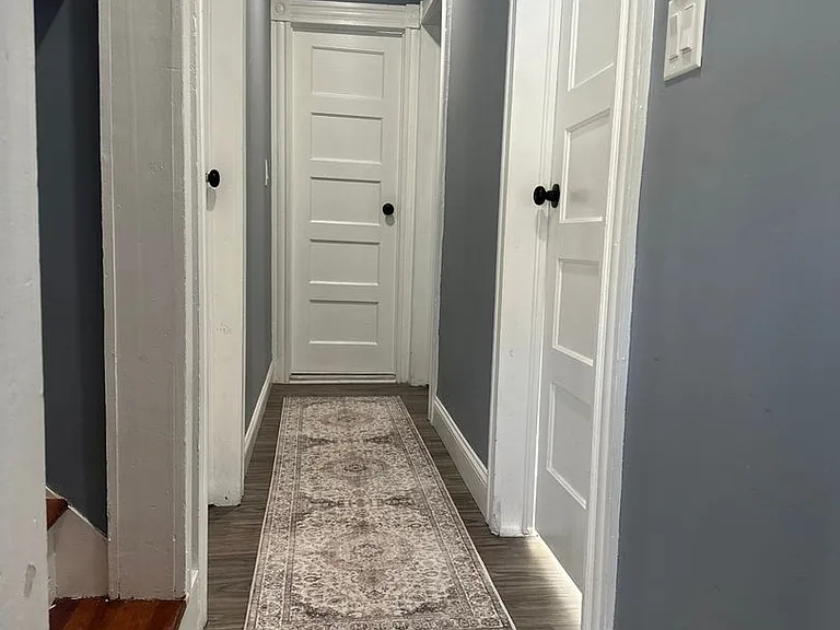 30 Elm St — Photo 8